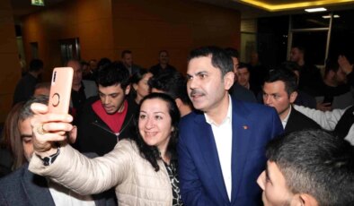 İBB Başkan Adayı Murat Kurum, Kağıthane’de düzenlenen toplantıda İBB yönetimini eleştirdi