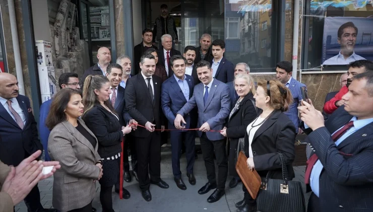 İYİ Parti İstanbul Büyükşehir Belediye Başkan Adayı Buğra Kavuncu, parti içindeki ayrılıklara tepki gösterdi