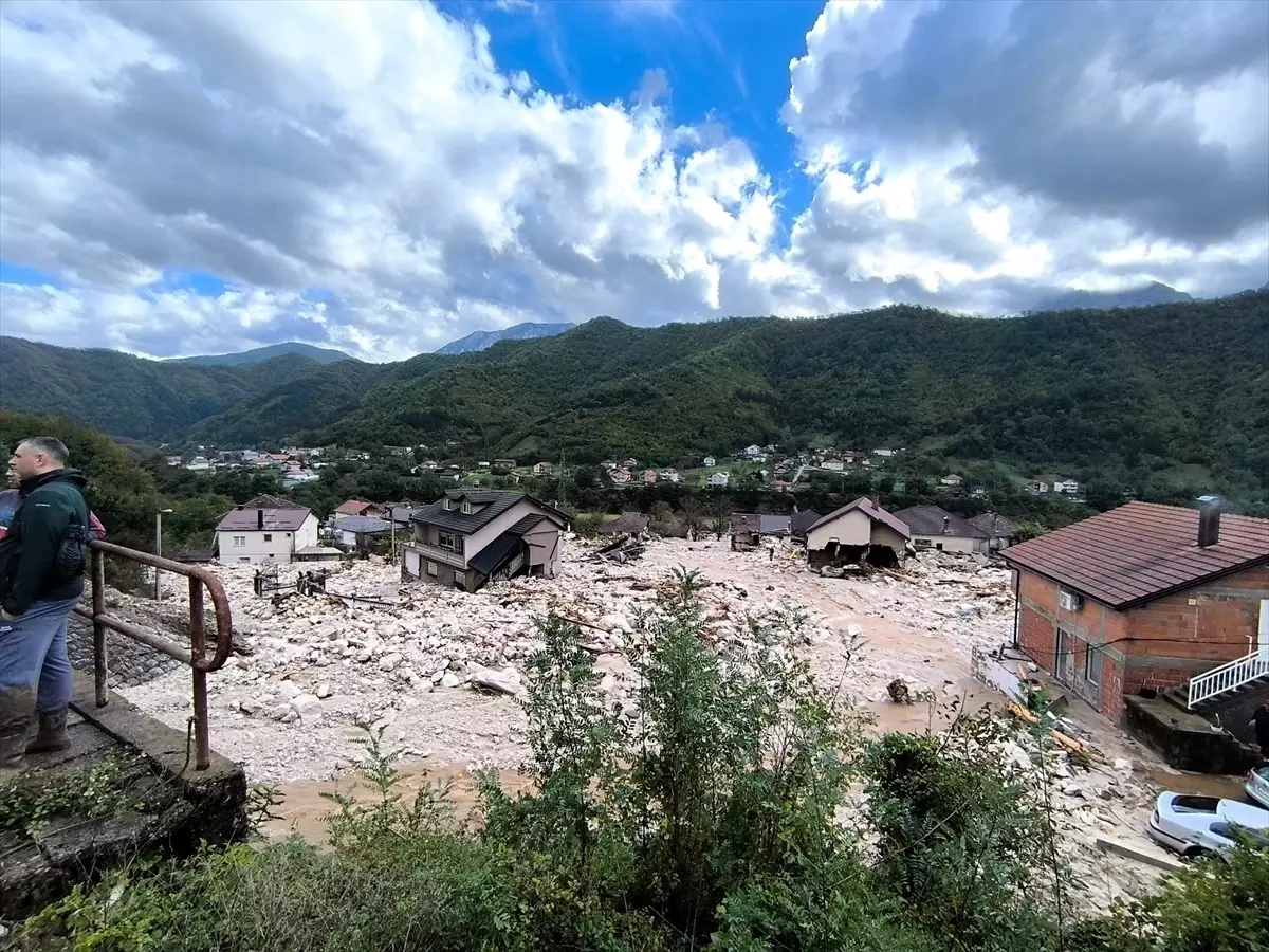 Bosna Hersek’te Sel Felaketi: Can Kaybı ve Hasar