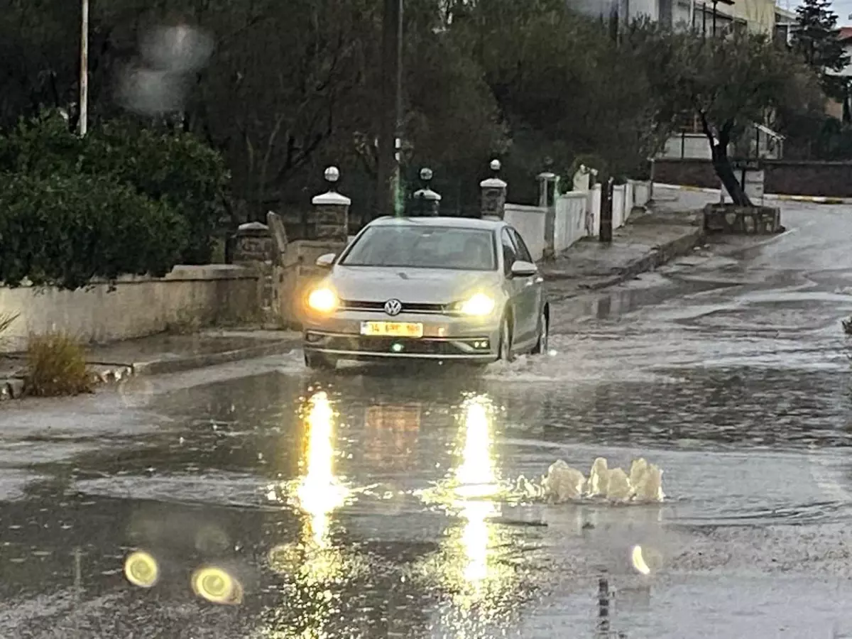 Ayvalık’a Yağış ve Trafik Sorunu