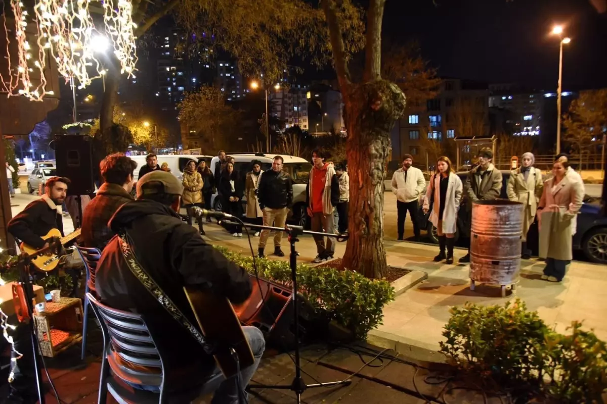 Bilecik’te Sevgililer Günü Etkinlikleri: Sanat Sokağında Sevgiyi Paylaşalım